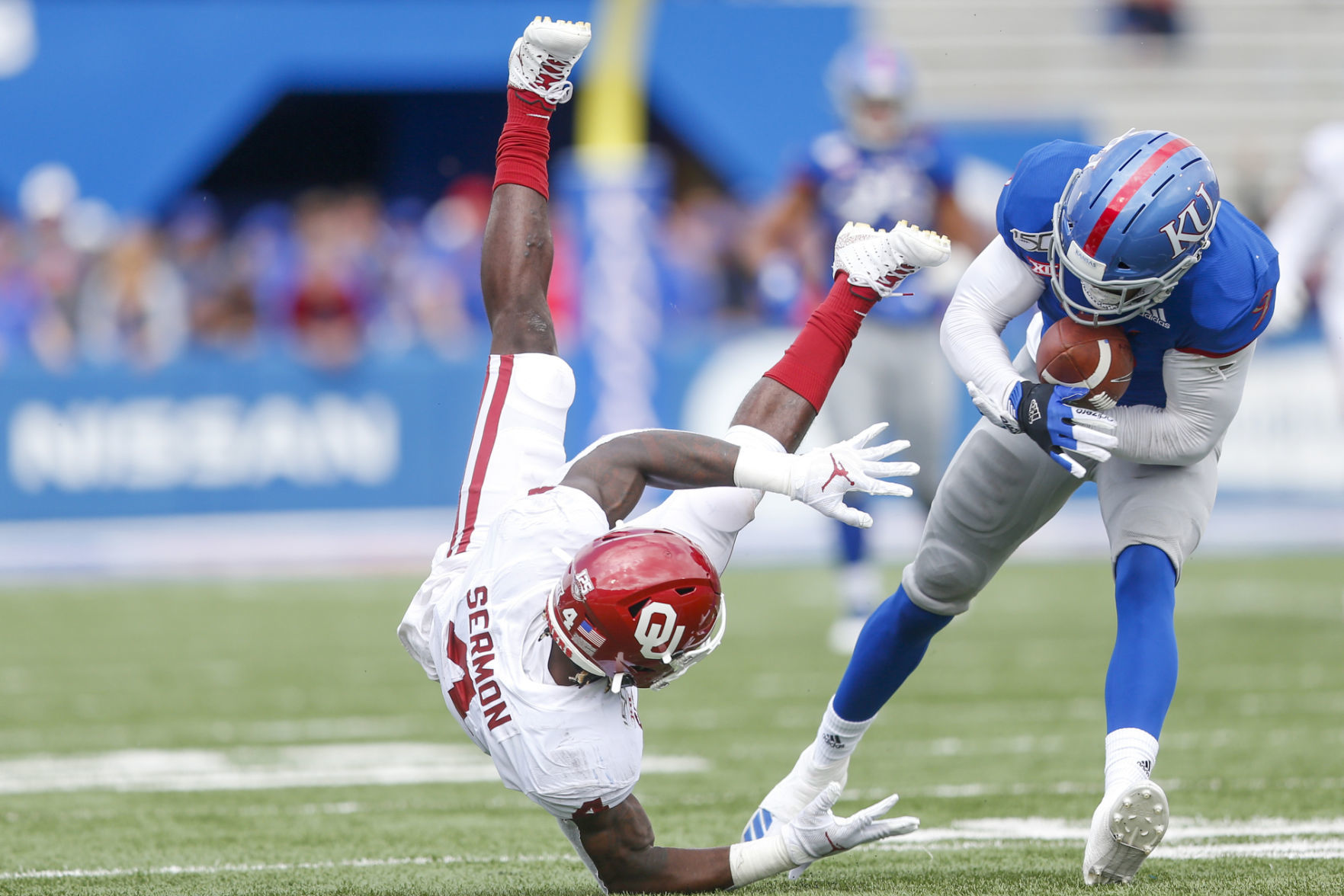 Oklahoma Sooners vs Kansas Jayhawks